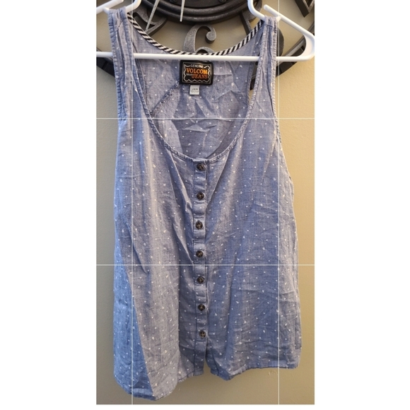 Volcom Brand Top - Picture 2 of 3